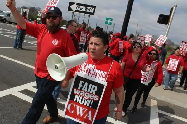 clt-march_19-megaphone_and_marching.jpg